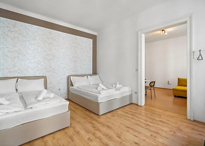 Maximilian Apartmán